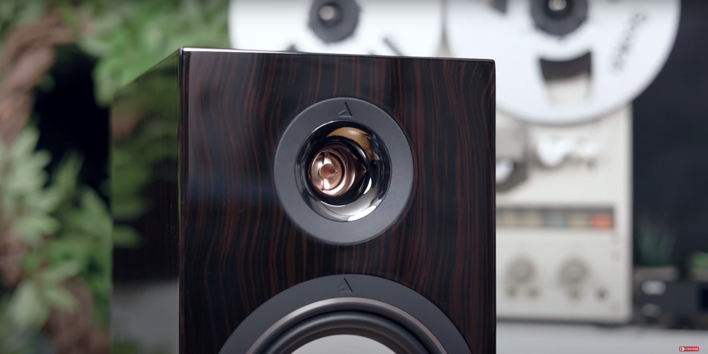 03 riangle Comete 40th Anniversary The Audio Beatnik.jpg