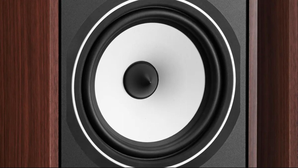 03 Triangle Borea BR03 WHF.jpg