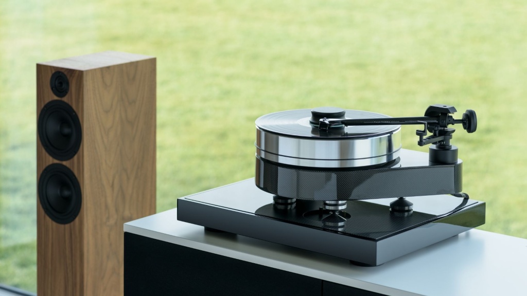 09 Vinyl Academy слушаем винил.jpg