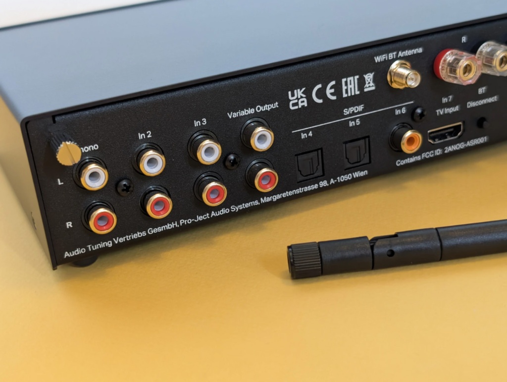 04 Pro-Ject Uni Box S3 OnMag.jpg 04 Pro-Ject Uni Box S3 OnMag.jpg
