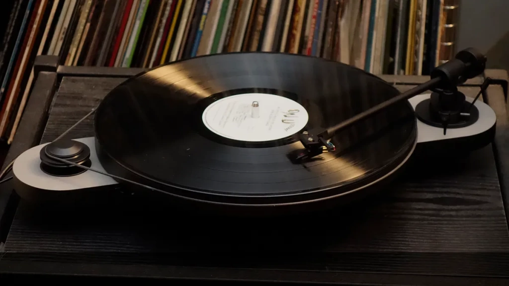 03 Идеальный апгрейд Pro-Ject Elemental Phono USB.jpg