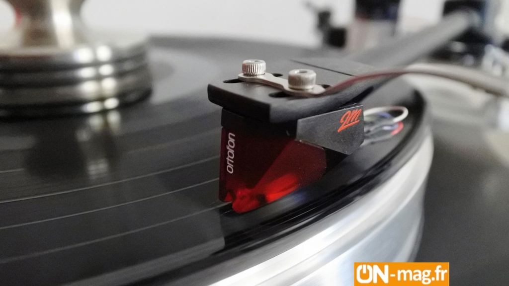 01 Ortofon 2M Red OnMag (main).jpg