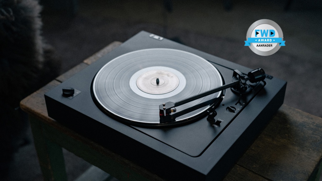 01 Pro-Ject A2 FWD (main).jpg