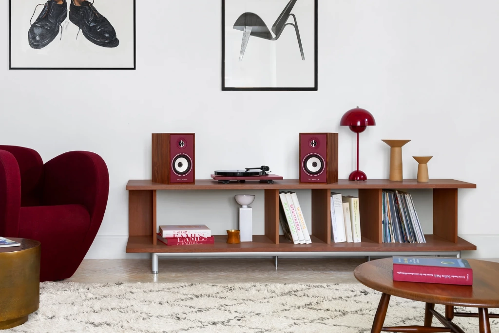 04 Triangle Borea Connect New Burgundy.jpg