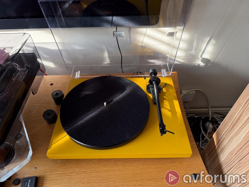 04 Pro-Ject Colourful System E.jpg