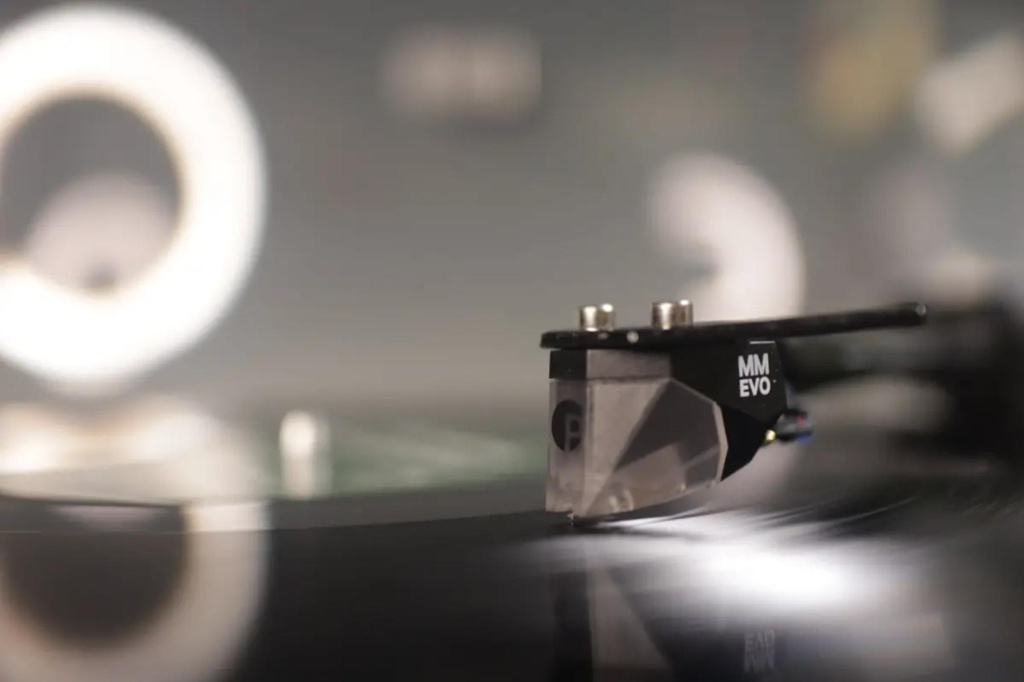 07 Pro-Ject Debut EVO 2 SM.jpg