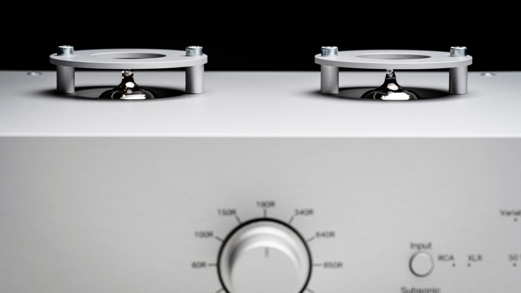 01 Tube Box DS3 B (Main).jpg