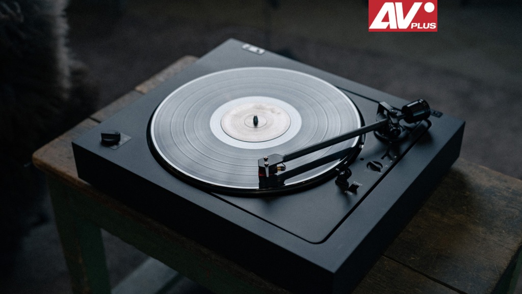 01 Pro-Ject A2 AV Plus (main).jpg