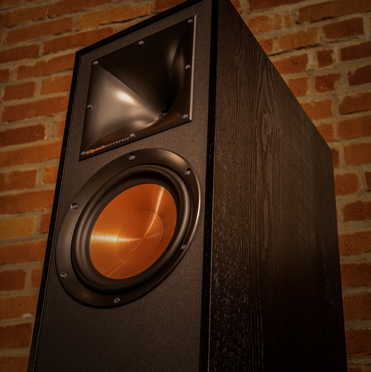 Klipsch_Reference_Speakers_Lifestyle_GNM_139.jpg