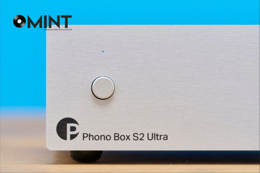 01 Pro-Ject Phono Box S2 Ultra Mint (main).jpg