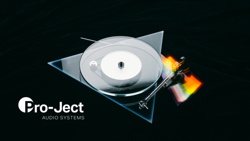 01 Pro-Ject Dark Side Of The Moon (main).jpg