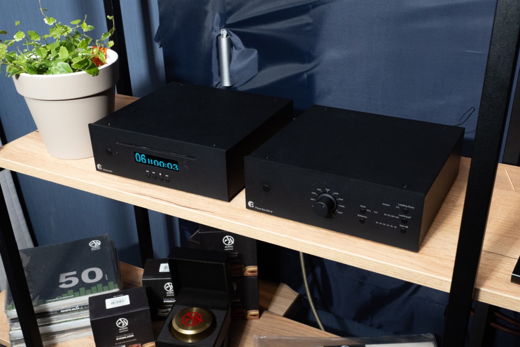 05 Overton на Hi-Fi Show SPB 2025.jpg