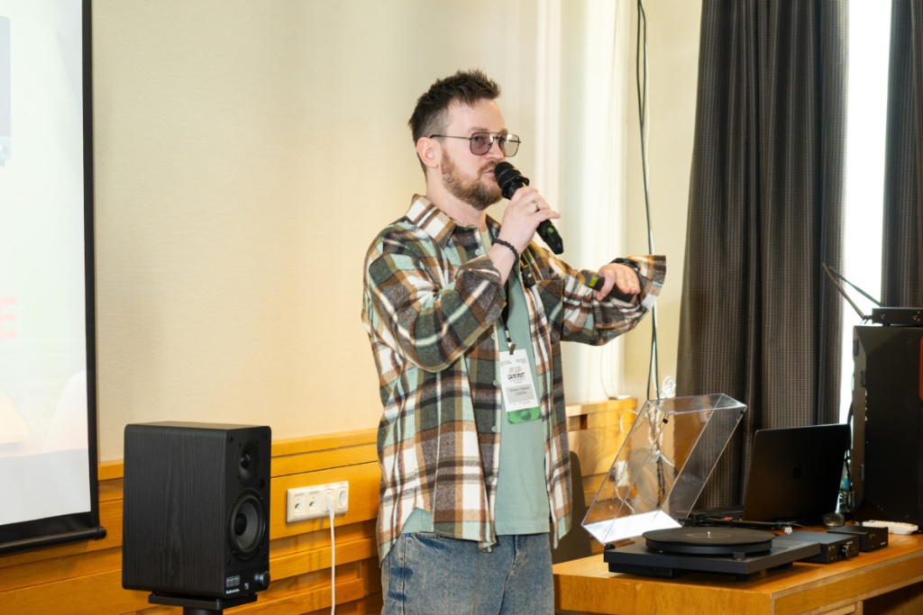 02 Vinyl Academy Audio Summit 2026 .jpg