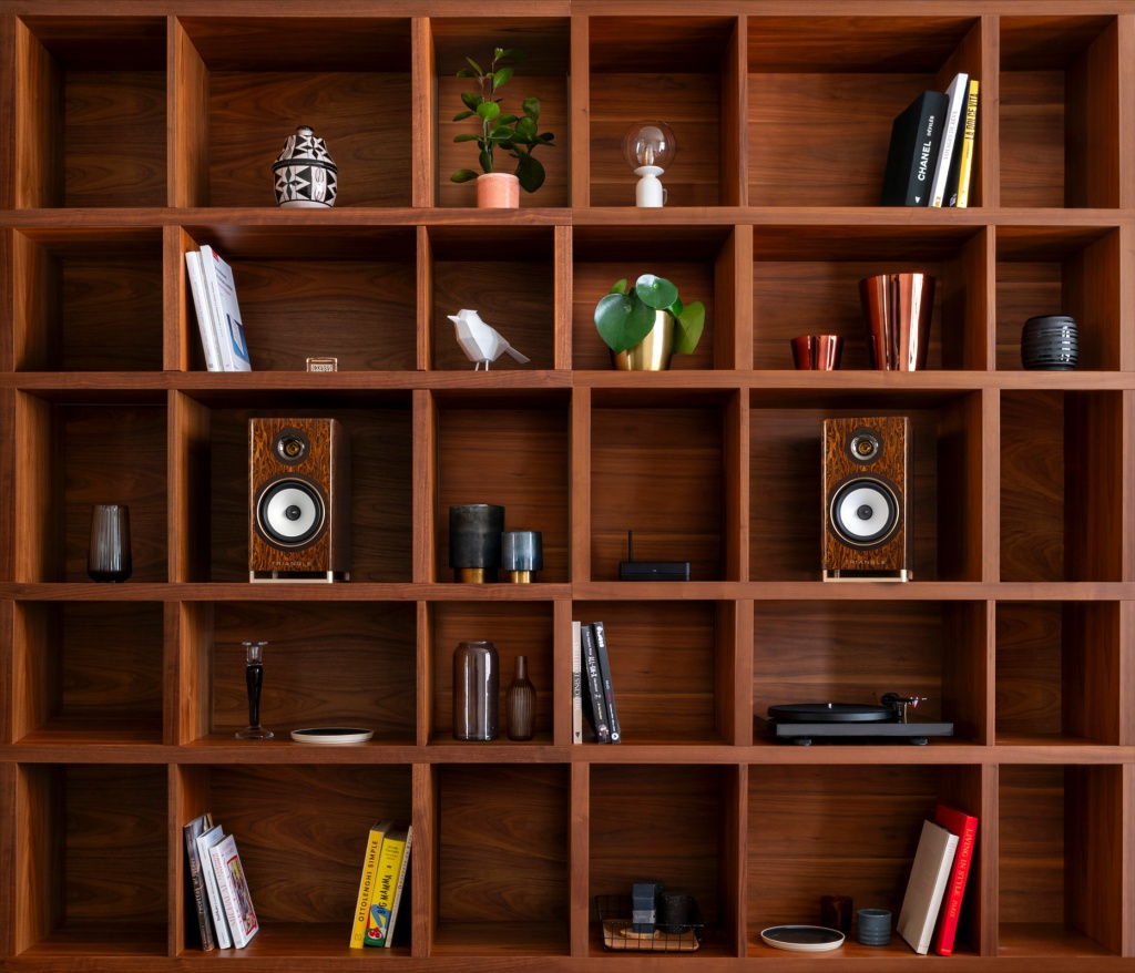 02 Triangle Capella.jpg