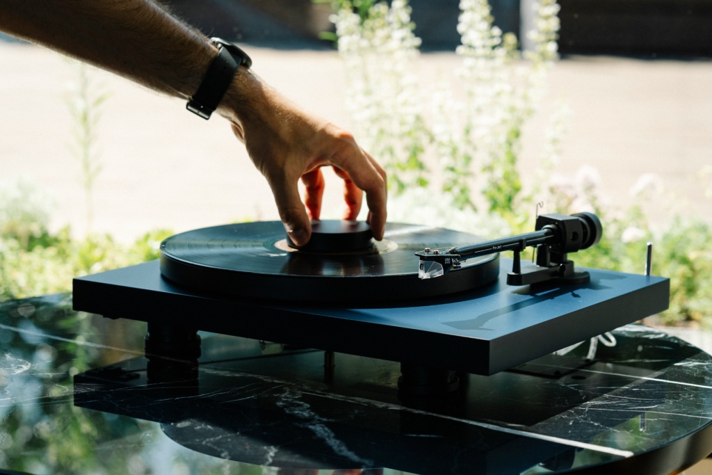 03 Pro-Ject Debut EVO 2 Diapason D'Or.jpg 03 Pro-Ject Debut EVO 2 Diapason D'Or.jpg