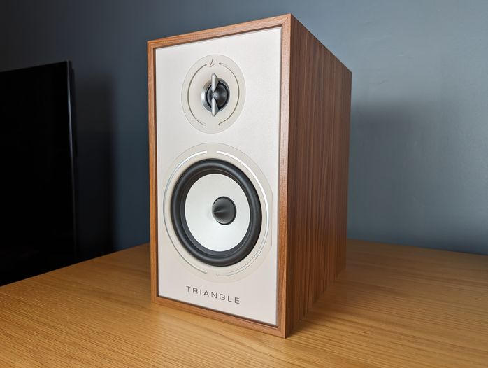 02 Triangle Borea BR02 Connect OnMag.jpg