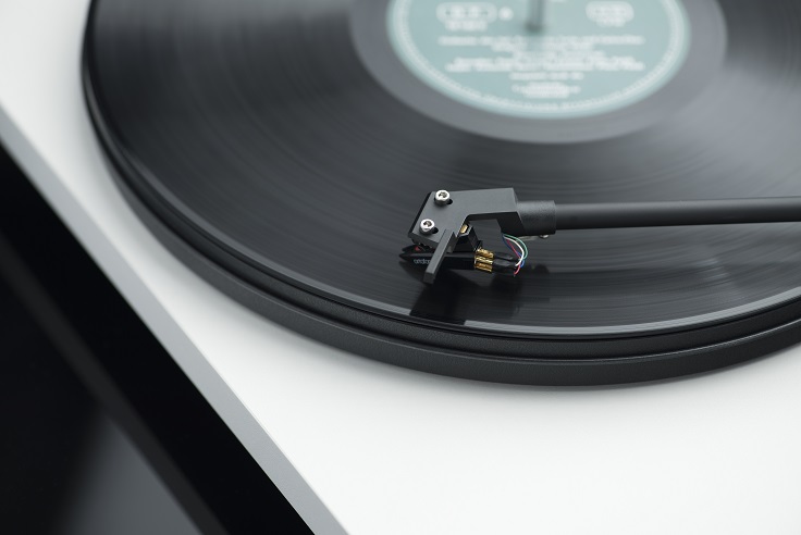 Pro-Ject Primary E White.jpg