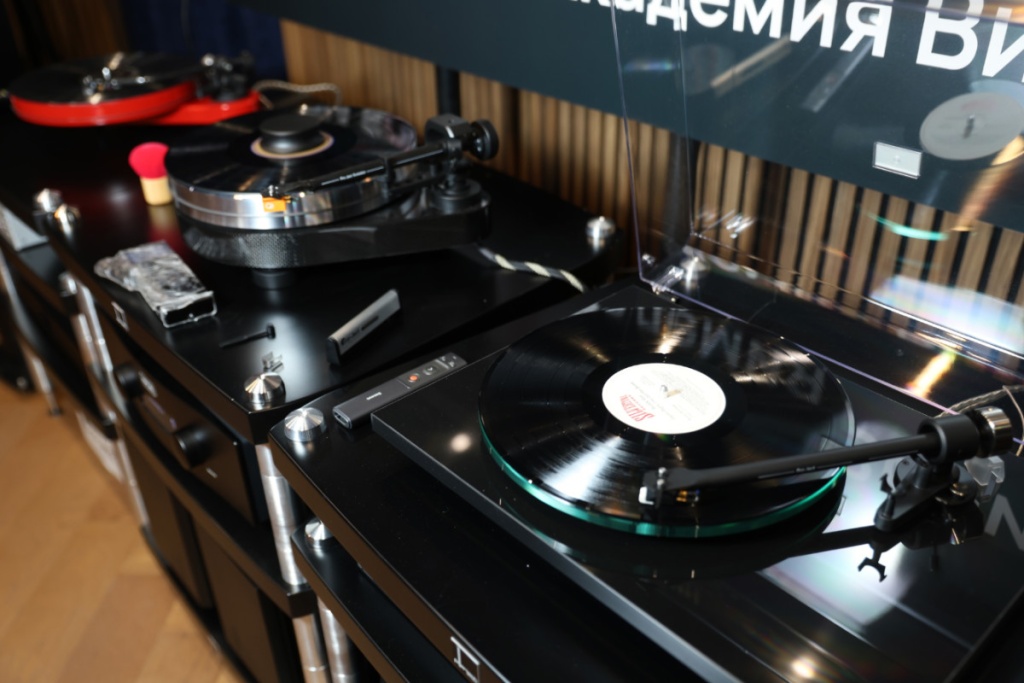 11 Vinyl Academy Novosib.jpg 11 Vinyl Academy Novosib.jpg