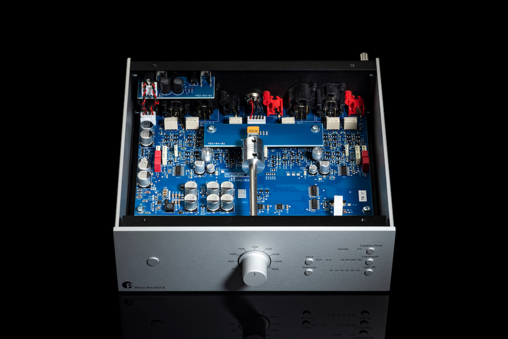 02 Pro-Ject Phono Box DS3 B Diapason D'Or.jpg