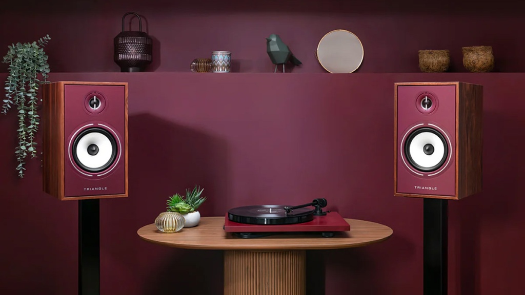 01 Triangle Borea Connect New Burgundy (main).jpg