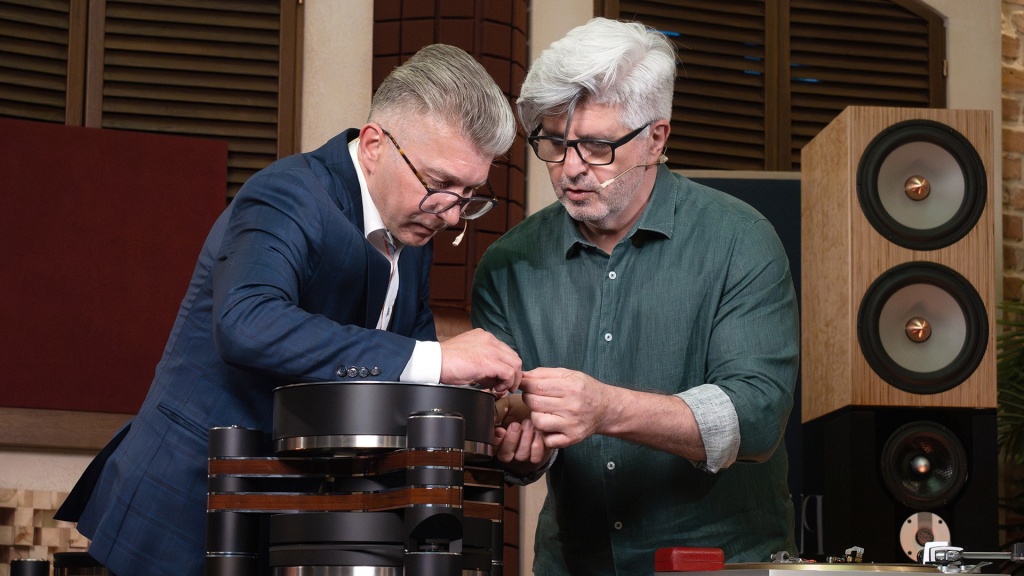 01 Vinyl Academy PRO online (main).jpg