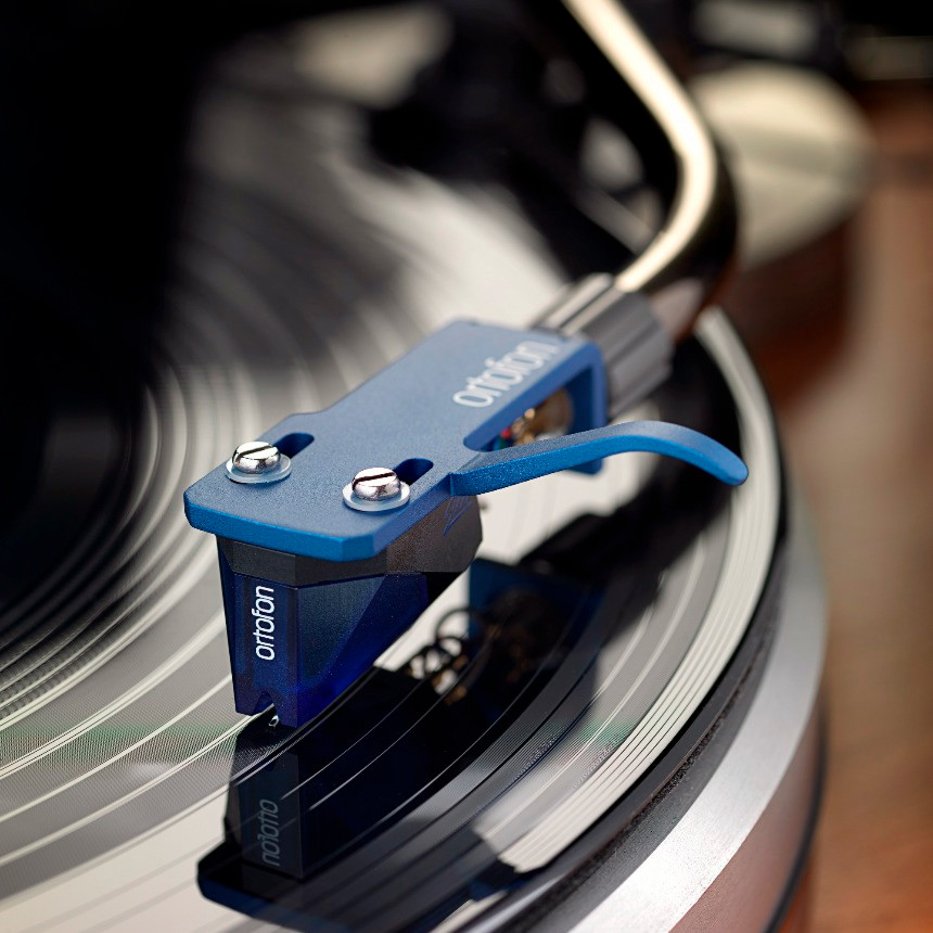 03 Ortofon 2M Blue The Audio Tailor.jpg