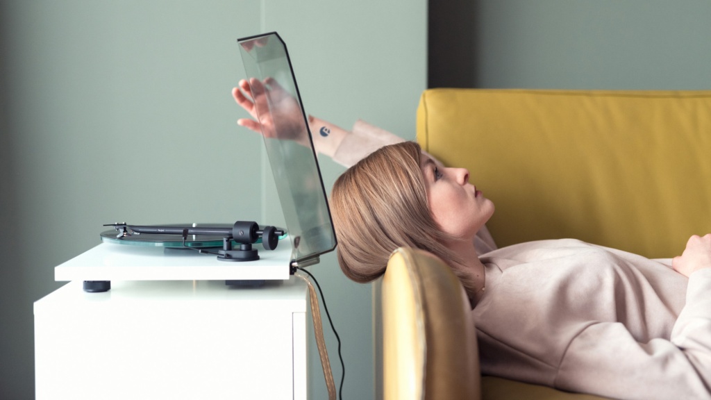 01 Pro-Ject T1 EVO HFC.jpg