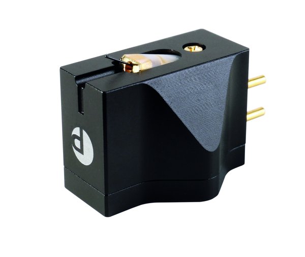 02 Pro-Ject Pick It MC9 Hi-Fi News.jpg