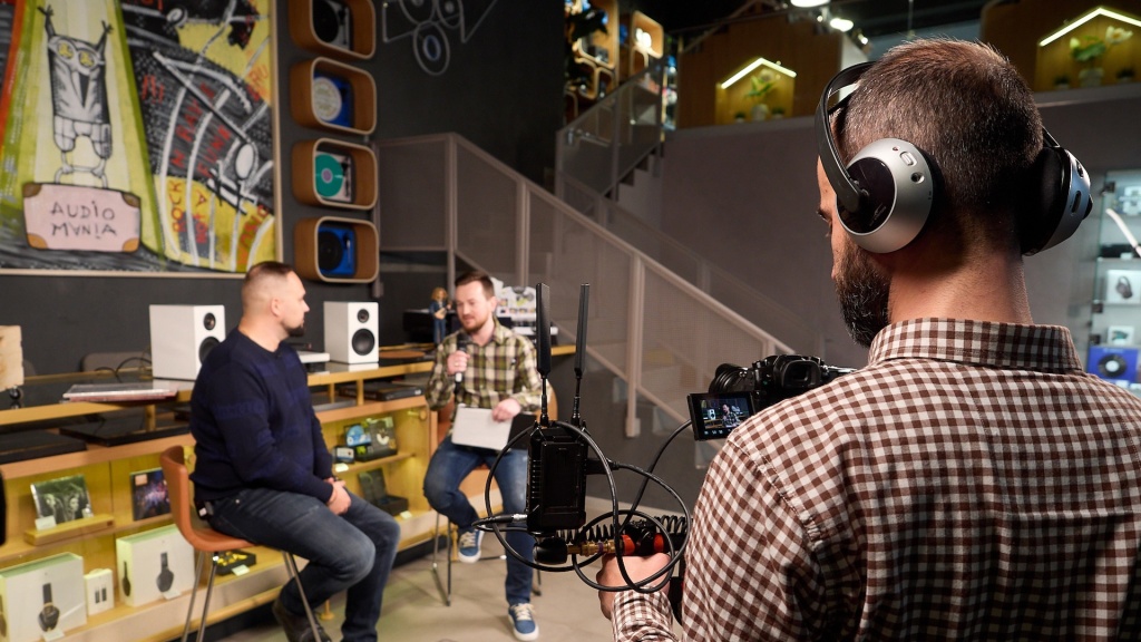 01 Vinyl Academy PRO Online 2025 (main).jpg