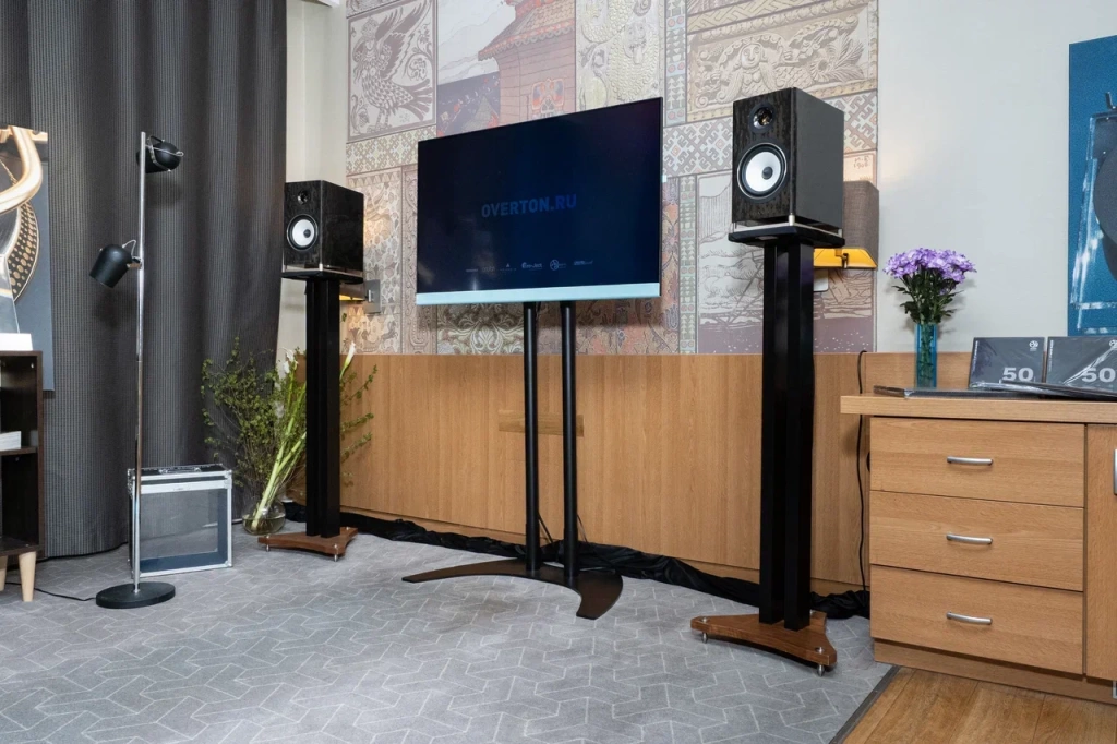 02 Overton на Audio Summit 2025.jpg