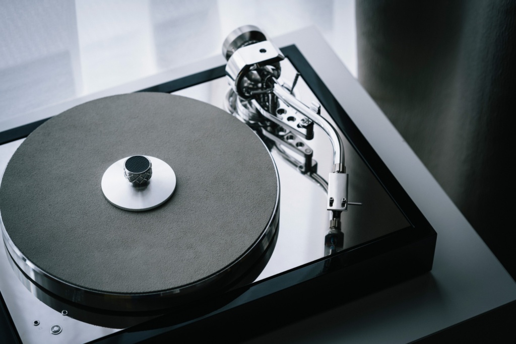 02 Pro-Ject The Classic Reference в России.jpg